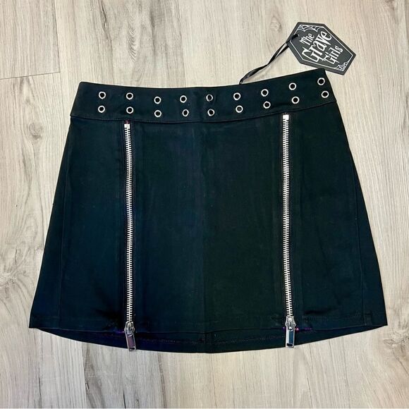 Grave Girls x Dolls Kill black miniskirt with fuzzy pink animal print pleats szS - Picture 3 of 14